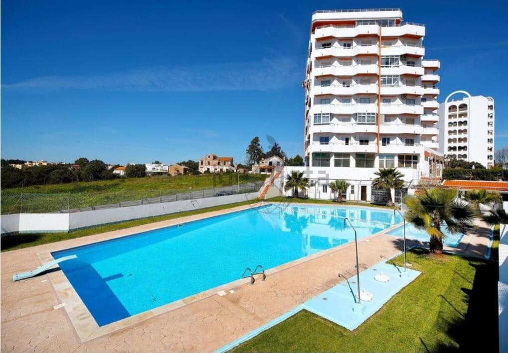 Vaumar Piscina Ar Condicionado Wifi E Praia Portimão Exterior photo
